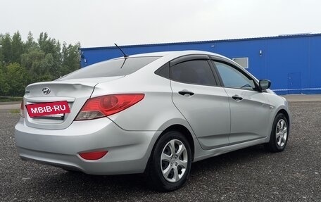 Hyundai Solaris II рестайлинг, 2013 год, 619 000 рублей, 5 фотография