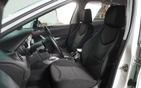 Peugeot 308 II, 2011 год, 529 000 рублей, 10 фотография