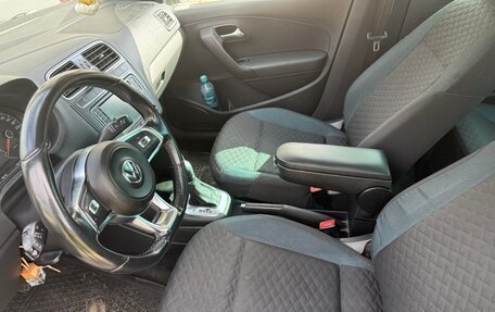 Volkswagen Polo VI (EU Market), 2018 год, 790 000 рублей, 21 фотография