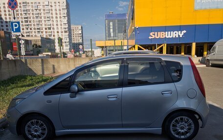 Mitsubishi Colt VI рестайлинг, 2002 год, 400 000 рублей, 3 фотография