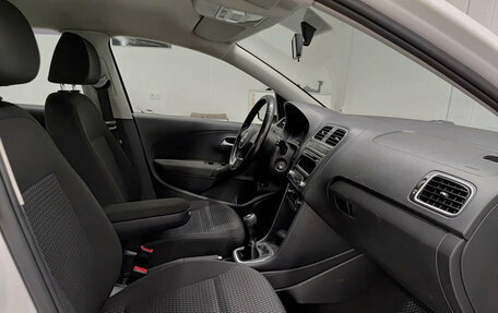 Volkswagen Polo VI (EU Market), 2012 год, 637 000 рублей, 13 фотография