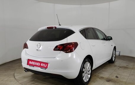 Opel Astra J, 2011 год, 760 000 рублей, 7 фотография
