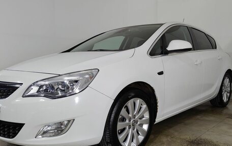 Opel Astra J, 2011 год, 760 000 рублей, 24 фотография