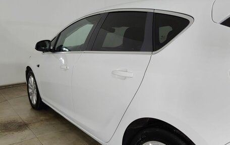 Opel Astra J, 2011 год, 760 000 рублей, 23 фотография