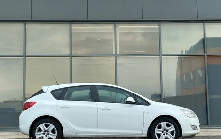 Opel Astra J, 2011 год, 539 000 рублей, 3 фотография