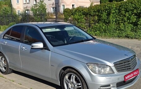 Mercedes-Benz C-Класс, 2011 год, 1 050 000 рублей, 1 фотография