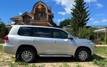 Toyota Land Cruiser 200, 2009 год, 3 300 000 рублей, 9 фотография