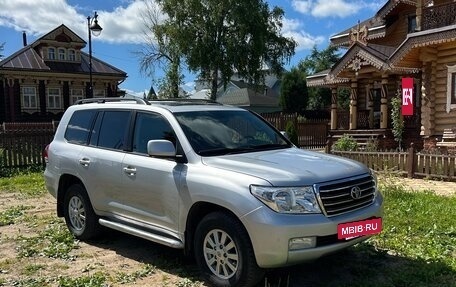 Toyota Land Cruiser 200, 2009 год, 3 300 000 рублей, 7 фотография