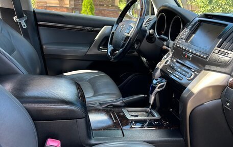 Toyota Land Cruiser 200, 2009 год, 3 300 000 рублей, 18 фотография