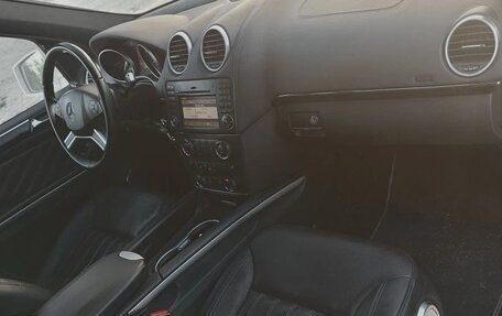 Mercedes-Benz GL-Класс, 2011 год, 2 400 000 рублей, 10 фотография