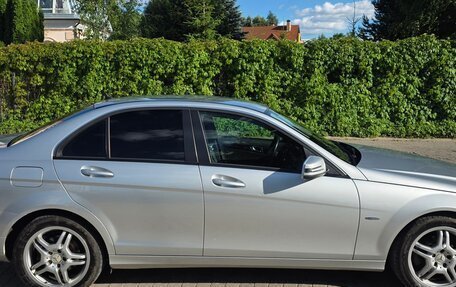 Mercedes-Benz C-Класс, 2011 год, 1 050 000 рублей, 2 фотография
