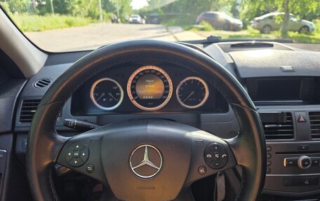 Mercedes-Benz C-Класс, 2011 год, 1 050 000 рублей, 9 фотография