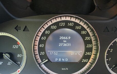 Mercedes-Benz C-Класс, 2011 год, 1 050 000 рублей, 10 фотография