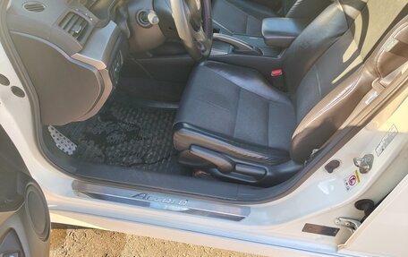 Honda Accord VIII рестайлинг, 2008 год, 1 120 000 рублей, 21 фотография