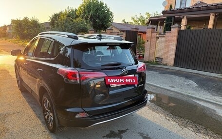 Toyota RAV4, 2016 год, 2 450 000 рублей, 4 фотография