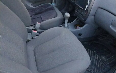 Hyundai Accent II, 2004 год, 400 000 рублей, 12 фотография