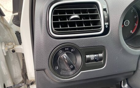 Volkswagen Polo VI (EU Market), 2018 год, 944 700 рублей, 12 фотография