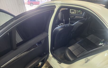 Mercedes-Benz C-Класс, 2010 год, 700 000 рублей, 8 фотография