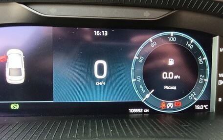 Skoda Octavia IV, 2021 год, 2 750 000 рублей, 2 фотография