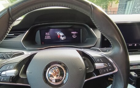 Skoda Octavia IV, 2021 год, 2 750 000 рублей, 19 фотография