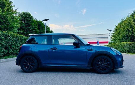 MINI Hatch, 2021 год, 2 650 000 рублей, 5 фотография