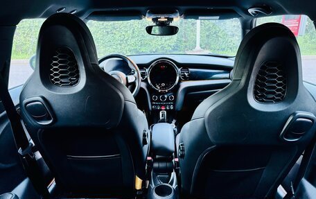 MINI Hatch, 2021 год, 2 650 000 рублей, 9 фотография