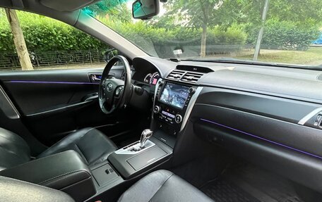 Toyota Camry, 2013 год, 7 фотография