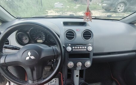 Mitsubishi Colt VI рестайлинг, 2007 год, 500 000 рублей, 5 фотография
