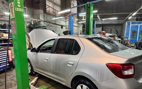 Renault Logan II, 2017 год, 950 000 рублей, 7 фотография