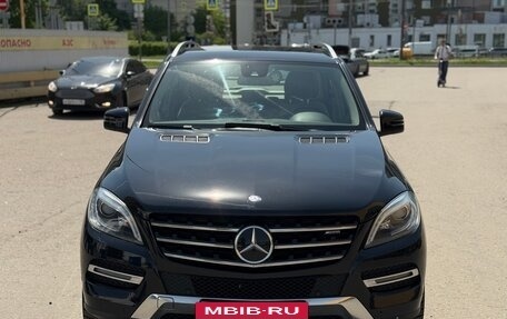 Mercedes-Benz M-Класс, 2013 год, 2 250 000 рублей, 3 фотография