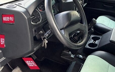 Land Rover Defender I, 2013 год, 5 900 000 рублей, 8 фотография