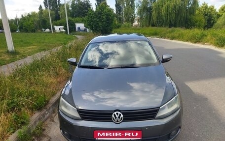 Volkswagen Jetta VI, 2012 год, 980 000 рублей, 7 фотография