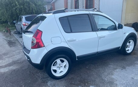 Renault Sandero I, 2011 год, 700 000 рублей, 4 фотография