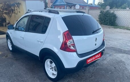 Renault Sandero I, 2011 год, 700 000 рублей, 3 фотография