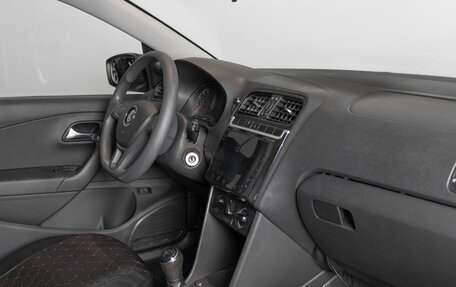 Volkswagen Polo VI (EU Market), 2019 год, 1 139 800 рублей, 7 фотография