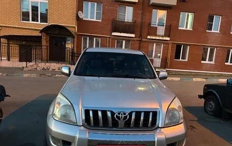 Toyota Land Cruiser Prado 120 рестайлинг, 2004 год, 1 890 000 рублей, 1 фотография
