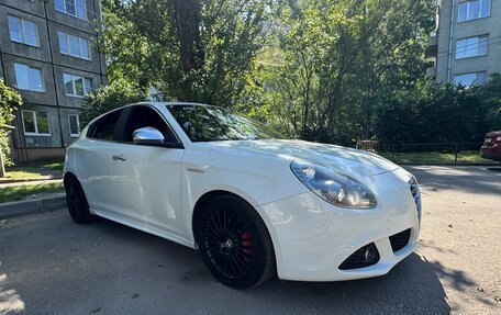 Alfa Romeo Giulietta, 2012 год, 1 333 000 рублей, 6 фотография