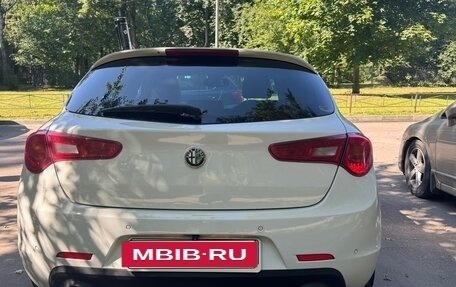 Alfa Romeo Giulietta, 2012 год, 1 333 000 рублей, 10 фотография