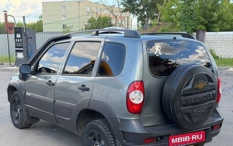 Chevrolet Niva I рестайлинг, 2014 год, 600 000 рублей, 5 фотография