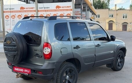 Chevrolet Niva I рестайлинг, 2014 год, 600 000 рублей, 3 фотография