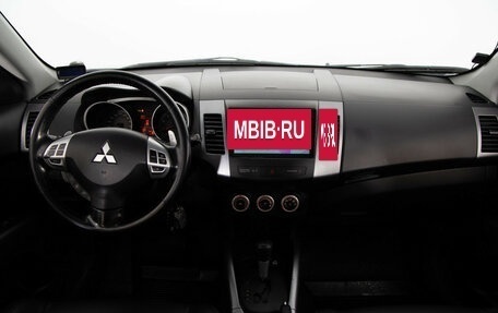 Mitsubishi Outlander III рестайлинг 3, 2006 год, 749 000 рублей, 10 фотография