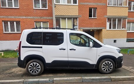 Peugeot Rifter I, 2020 год, 1 490 000 рублей, 5 фотография
