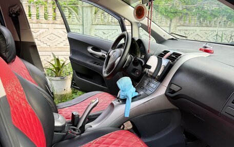Toyota Auris II, 2008 год, 700 000 рублей, 13 фотография