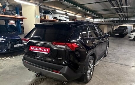Toyota RAV4, 2020 год, 3 600 000 рублей, 13 фотография