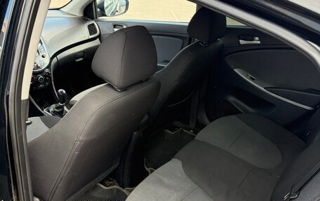 Hyundai Solaris II рестайлинг, 2011 год, 585 000 рублей, 17 фотография