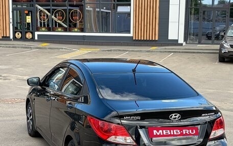 Hyundai Solaris II рестайлинг, 2011 год, 585 000 рублей, 13 фотография