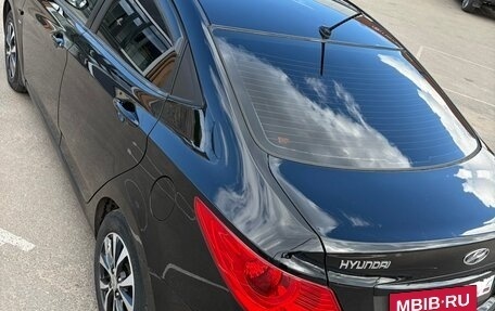Hyundai Solaris II рестайлинг, 2011 год, 585 000 рублей, 14 фотография
