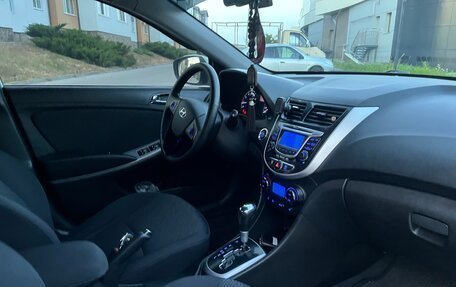 Hyundai Solaris II рестайлинг, 2013 год, 780 000 рублей, 6 фотография