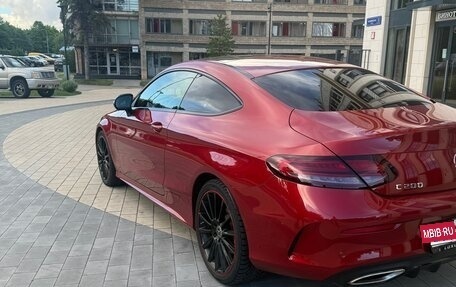 Mercedes-Benz C-Класс, 2018 год, 4 500 000 рублей, 14 фотография