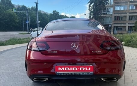 Mercedes-Benz C-Класс, 2018 год, 4 500 000 рублей, 16 фотография